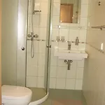 Estinn Apartman *